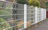 Steel Fences Twitter pictures