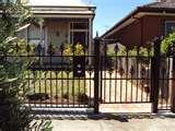 images of Modern Steel Fencing