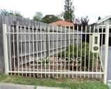 pictures of Steel Fence Au