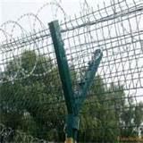 pictures of Steel Fence Brackets