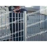 Steel Fence Building